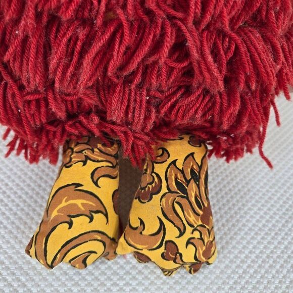 Vintage Handmade Thai Red Yarn Owl Plush With Decorative Yellow Feet - Picture 5 of 9